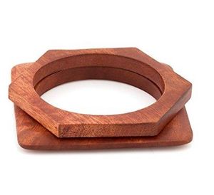 Rond de serviette en bois sculpté unique pour les rassemblements de vacances et les tables de dîner de famille - Product Image 1
