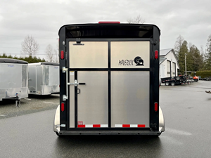 Top Rated High Quality Cheap 17 Horse <b>Trailer</b> with 6440 Lbs. Payload 17x66x7 Dimensions - Product Image 4