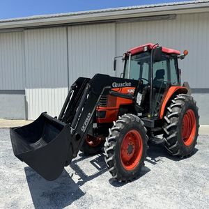 Tracteurs Kubota M9000 - Product Image 1