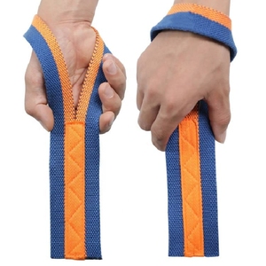 Dragonne Fitness avec rembourrage de compression et support de pouce pour des séances de levage intenses-Réglable - Product Image 5