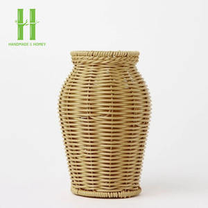 Vase décoratif en rotin de pétoncle de minimalisme de haute qualité tissé à la main Vase de table en rotin OEM méticuleux de l'usine du Vietnam - Product Image 2