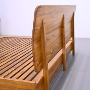 Lit King-Size Classique en Bois de Teck, Ensemble de Planches en Bois Massif, Design Européen Moderne et Chinois, Durable et Confortable pour Chambre à Coucher et Hôtel - Product Image 4