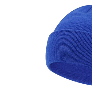 Gorros de Punto de Color Sólido Premium Unisex, Impresión de Logotipo Personalizado, Impresión Digital Disponible, Todos los Colores y Tamaños, Estilo Urbano Común - Product Image 3