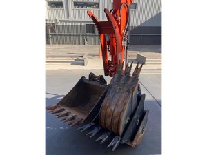 Excavadora Mini U35 de Segunda Mano, Usada, con Componentes KYB, Motor de 28 HP, Garantía de 3 Años, Radio de Giro Corto - Product Image 6