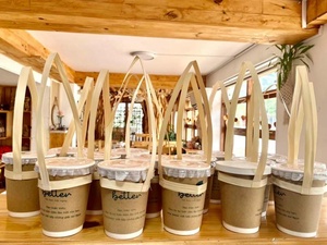 Porte-café en bambou naturel avec porte-papier artisanal écologique Vente à chaud avec poignée en relief - Product Image 5