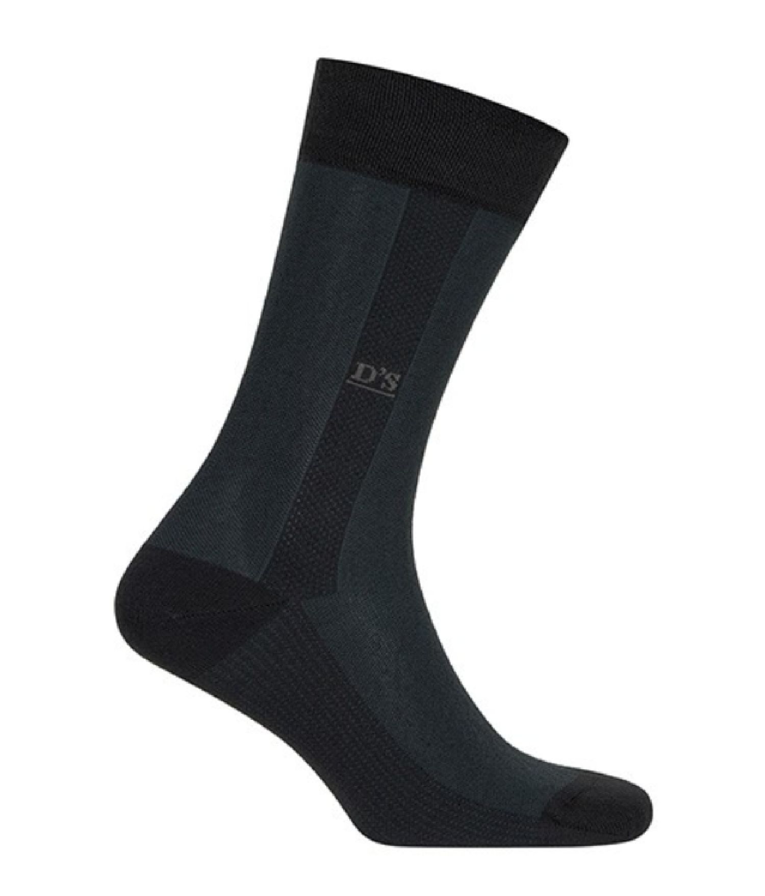 สีเทาเข้ม