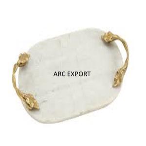 Plateau en métal en acier inoxydable martelé de la meilleure qualité dernière conception avec des poignées en or de conception de feuille d'or plateau de service de dessert alimentaire - Product Image 3