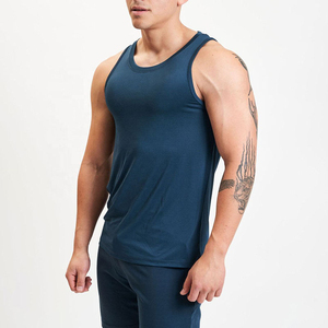 Ensembles pour hommes personnalisés en gros vêtements d'été décontractés pour la maison ensembles confortables ensemble de jogging vêtements de gym - Product Image 2