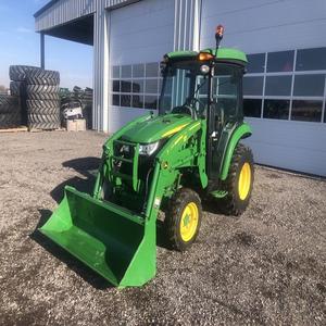 ซื้อ John Deere 3039R ตอนนี้และสัมผัสกับคุณสมบัติที่น่าเชื่อถือชั้นนำและประสิทธิภาพแรงม้าที่แข็งแกร่ง - Product Image 5