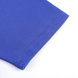 Haut de sublimation pour le sport Chemises et hauts à coupe automatisée Vêtements de football Combinaison de football rétro contrastante à col en V - Product Image 5