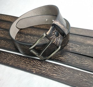 Ceinture indienne rembourrée à la main en cuir de vache pleine fleur taille personnalisée réglable hommes luxe fait à la main exportateur en vrac dans le monde entier usine directe - Product Image 3