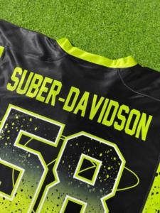 Uniformes de vêtements de football américain personnalisés 2024 Maillots élégants de sublimation et de broderie entièrement personnalisables conçus avec TF - Product Image 6