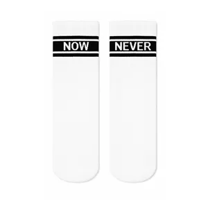 Chaussettes de sport mi-mollet pour l'automne, confortables, absorbantes, avec logo personnalisable, antibactériennes, impression numérique par sublimation - Product Image 1