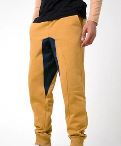 กางเกงวิ่งสำหรับผู้ชายแบบปรับแต่งได้พร้อมโลโก้ผ้าฝ้ายคุณภาพสูงมีสองโทนสีให้เลือกและกระเป๋าข้างใส่สบาย - Product Image 4