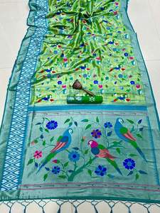 ผ้าไหมกันชีปุรัม ชุดส่าหรีสำหรับผู้หญิง งานปาร์ตี้ งานแต่งงาน ดีไซน์ใหม่ล่าสุด ปาทานี ปาโตลา ขอบผ้าตัดกัน ลายเมนน่า ซารี พร้อมผ้าพัลลูที่ถักลาย  มีสินค้าพร้อมส่ง - Product Image 3