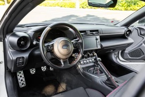 2023 S U B A R U BRZ PREMIUM PRÊT À ÊTRE EXPÉDIÉ - Product Image 2