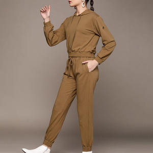 Gran calidad Casual Sweatsuit Joggers y Crop Top Sudadera con capucha Color de contraste Otoño Invierno Chándal Conjunto de dos piezas Trajes de mujer - Product Image 3