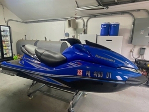 Kawasakl Ultra 250x jet ski sports nautiques (HY) - Product Image 2