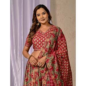 Lehenga Choli Étnico Rojo de Algodón Estampado, Estilo Bollywood, Ropa Étnica India, Salwar Kameez Hecho de Georgette - Product Image 1
