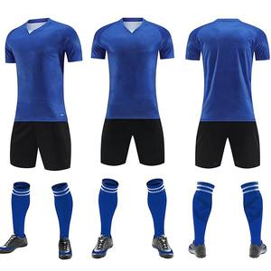 Tenues de football personnalisées en gros pour hommes, uniforme de football pas cher, ensemble d'uniformes de football à séchage rapide, maillot de football respirant - Product Image 2