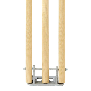 Wickets de cricket personalizados de marca paquistaní de alta calidad Wickets de resorte de madera con 3 tocones y 2 fianzas - Product Image 2