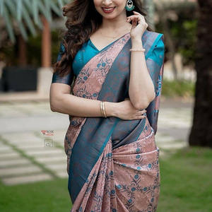 Saree de diseño único para mujer con elegante blusa a juego de tela bordada personalizada para bodas funciones formales fiestas - Product Image 3