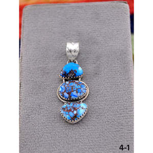 Pendentif artisanal Southwest Golden Hills avec incrustation en argent sterling sertie de pierres - Product Image 1