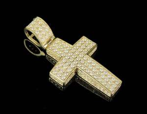 Colgante de Cruz con Incrustaciones de Moissanita, Joyería de Lujo Chapada en Oro con Piedras de Moissanita VVS - Product Image 5