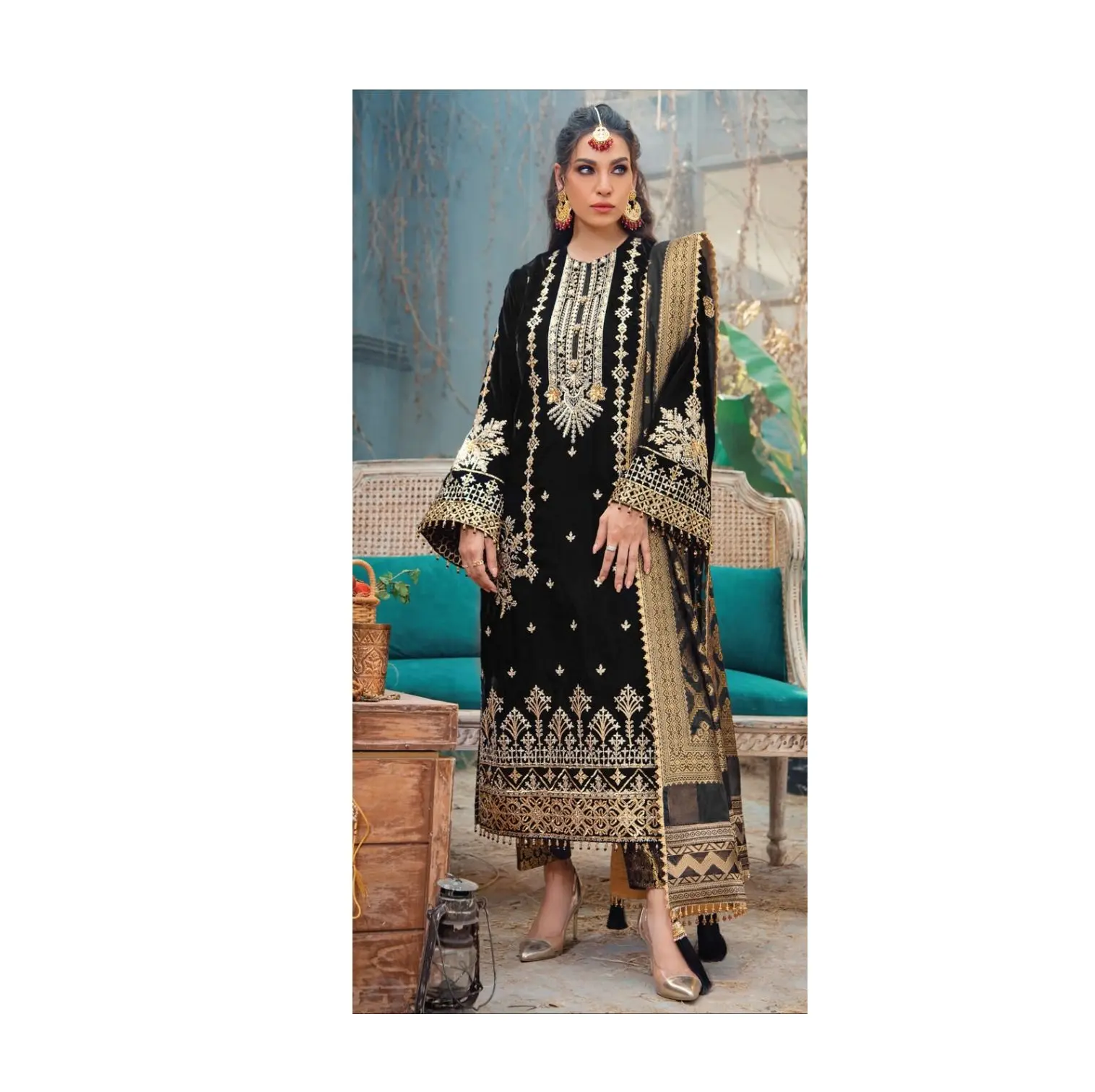 Georgette Geborduurde Designer Salwar Kameez Indiase En Pakistaanse Kleding Van Topkwaliteit Verkrijgbaar Tegen Bulkprijs