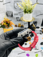 Montre numérique en verre argenté sertie de pierres bleues avec bracelet en caoutchouc rose, style luxe, mode hip-hop