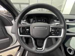 Land Rover Range Rover Velar R-Dynamic S 2023 Usado en Buen Estado - Product Image 3