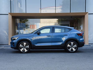 Véhicule Électrique d'Occasion de Haute Qualité 2025 – Véhicule Électrique Haute Vitesse avec Autonomie NEDC de 201-300 km, Batterie de 50-70 kWh et Moteur de 120 kW - Product Image 5