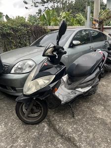 Yamaha Cygnus 125 Scooter de gas usado Taiwán - Product Image 4