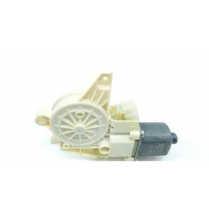 MOTORE ELETTRICO PER FINESTRINO ANTERIORE DESTRO MERCEDES Classe A (W176) A2469065200 (12>18) - Product Image 4