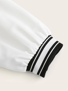 Veste universitaire Letterman en laine pour hommes, veste universitaire noire avec logos brodés et étiquettes sur mesure, veste universitaire pour hommes - Product Image 5