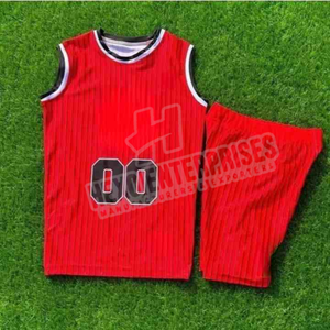 Short de basket-ball en polyester personnalisé 100% nouveau style uniforme d'été imprimé avec une caractéristique respirante fabriqué au Pakistan - Product Image 4