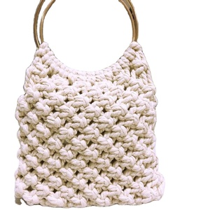 Bolso Hecho a Mano de Diseño Bohemio para Uso Diario, Bolso de Macramé de Algodón Tejido a Mano para Chicas a un Precio Razonable - Product Image 1