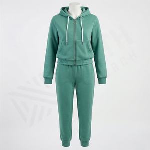 ชุดกีฬา ชุดออกกำลังกาย เสื้อผ้าสำหรับออกกำลังกาย ชุดวิ่ง ชุดแทรคสูท ขายส่ง แฟชั่น คุณภาพสูง ชุดเซ็ตผู้หญิง ชุดฟิตเนสระดับพรีเมียม ชุดวิ่งออกกำลังกาย - Product Image 1