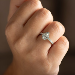 Anillo de Halo Nupcial Romántico de Plata 925 con Diamante Moissanita Original Corte Pera para Aniversarios y Fiestas, Joyería Fina - Product Image 5