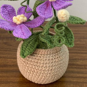 Flor de ganchillo hecha a mano, plantas en maceta, flores artificiales para siempre, regalo para un amigo, perfecto para decoraciones del hogar, OEM hecho en Vietnam - Product Image 4