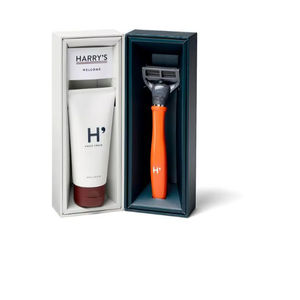 Caja rígida de promoción con cierre de imán de papel recubierto e impresión UV - Product Image 2