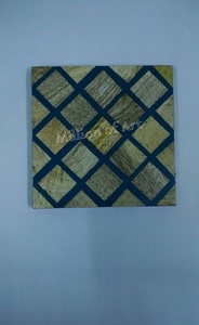 Ensemble de sous-verres époxy en résine d'acacia carré classique au design antique Vaisselle de cuisine écologique et personnalisable pour la maison - Product Image 5