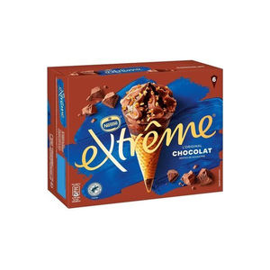 Boisson protéinée Nestlé Extreme riche en nutriments, saveur fraise, douce et délicieuse, 250 ml - Product Image 1