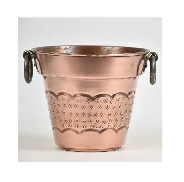 Antique Design Pure Aluminium Single Piece Planter for Garden and Balcony Decoration at Economical Rate