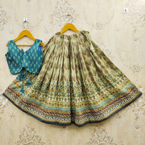 Shoryam Fashion Premium Pista Green Printed Polyester Floor-Length Kids Lehenga Choli Dupatta Girls |   Vêtements de fête traditionnels - Product Image 3