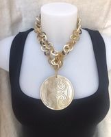 Collier en corne de buffle Angel de Omar Creations, très vendu, de haute qualité, fait main, élégant, taille personnalisée, véritable corne de bœuf, vente en gros pour femmes