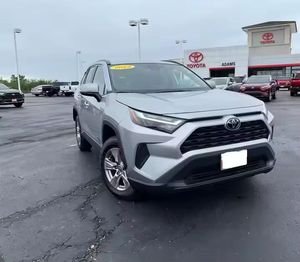 RAV4s XLE Premium AWD SUV Usado, 5 Asientos, Modelo 2021, Funcionando Perfectamente al 100%, Sin Accidentes, 1 Año de Garantía - Product Image 1