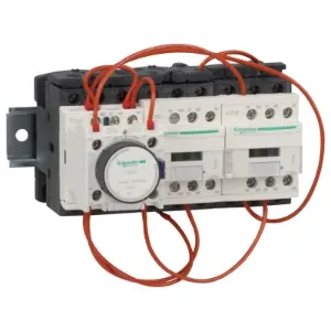 Modello Combinato di Contattori Schneider Electric LC3D09AP7 - Product Image 1