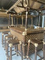Mobilier d'extérieur de haute qualité en bambou Tiki Bar & Pergola fait à la main avec auvent et design gazebo