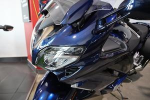 2025 Yamaha FJR1300 Sport Touring Bike Cruiser Motocicletas Oferta de descuento en bicicletas deportivas Premium - Product Image 2